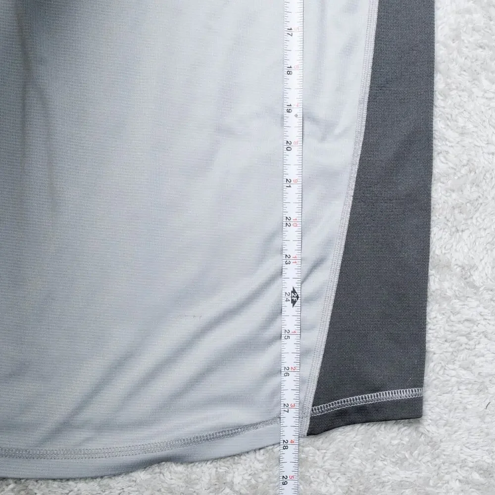 The North Face VaporWick Gray Black Long Sleeve Pullover Tshirt Mens Size L